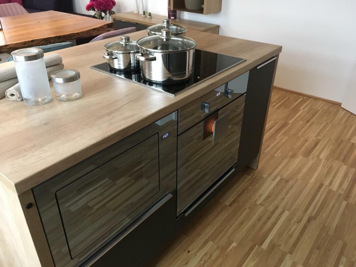 Luxury Belvedere View New Apartment Вена Экстерьер фото