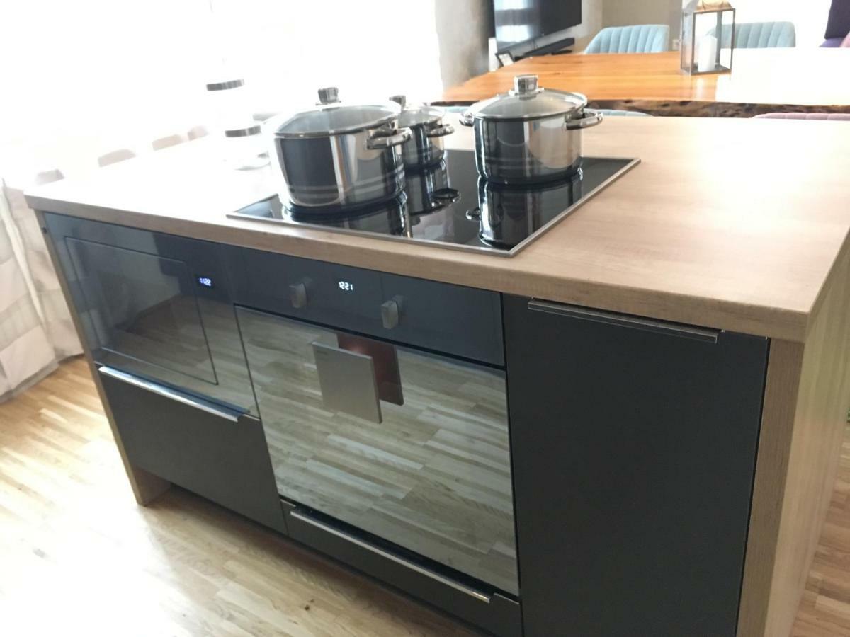 Luxury Belvedere View New Apartment Вена Экстерьер фото